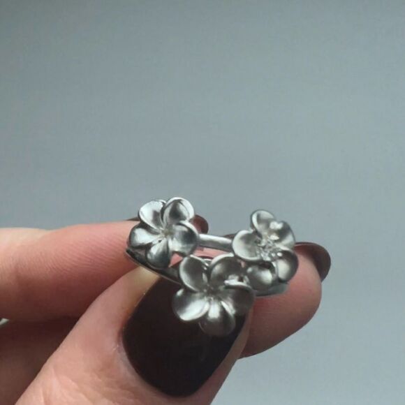 Vintage sterling  silver flower bunch ring - 6 - Picture 5 of 5
